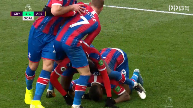 雷速体育下载-土耳其碾压阿森纳，莱万状态火热