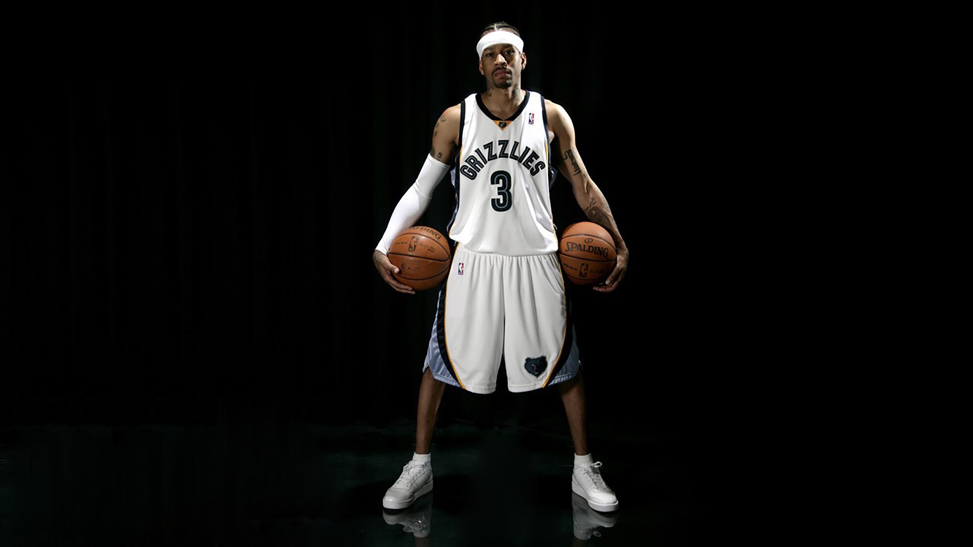 雷速体育下载-利拉德关键三分定乾坤，尼克斯客场力克火箭