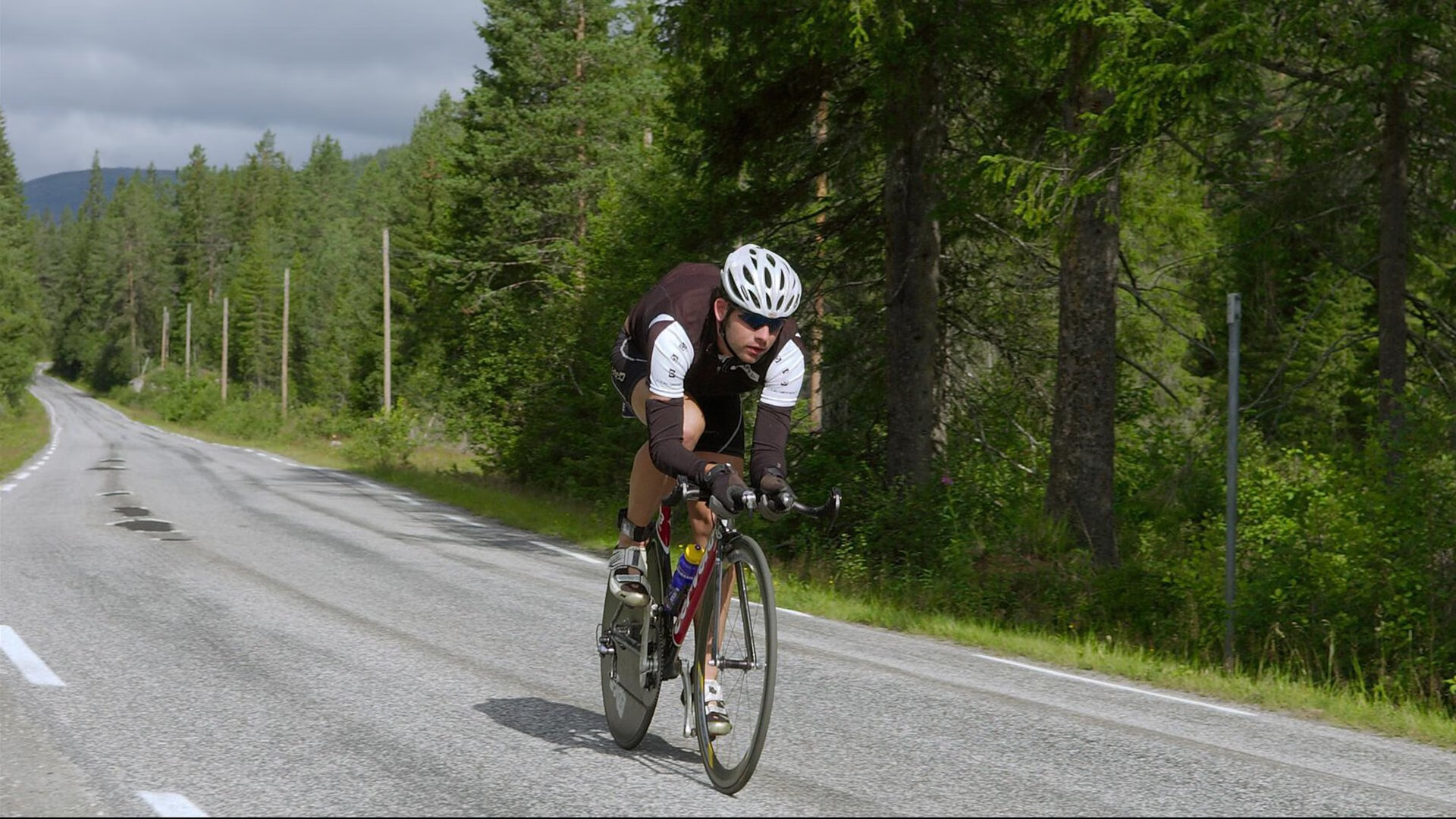 桑巴之舞与格子军魂，当内马尔点燃赛场，哥伦比亚如何完胜克罗地亚