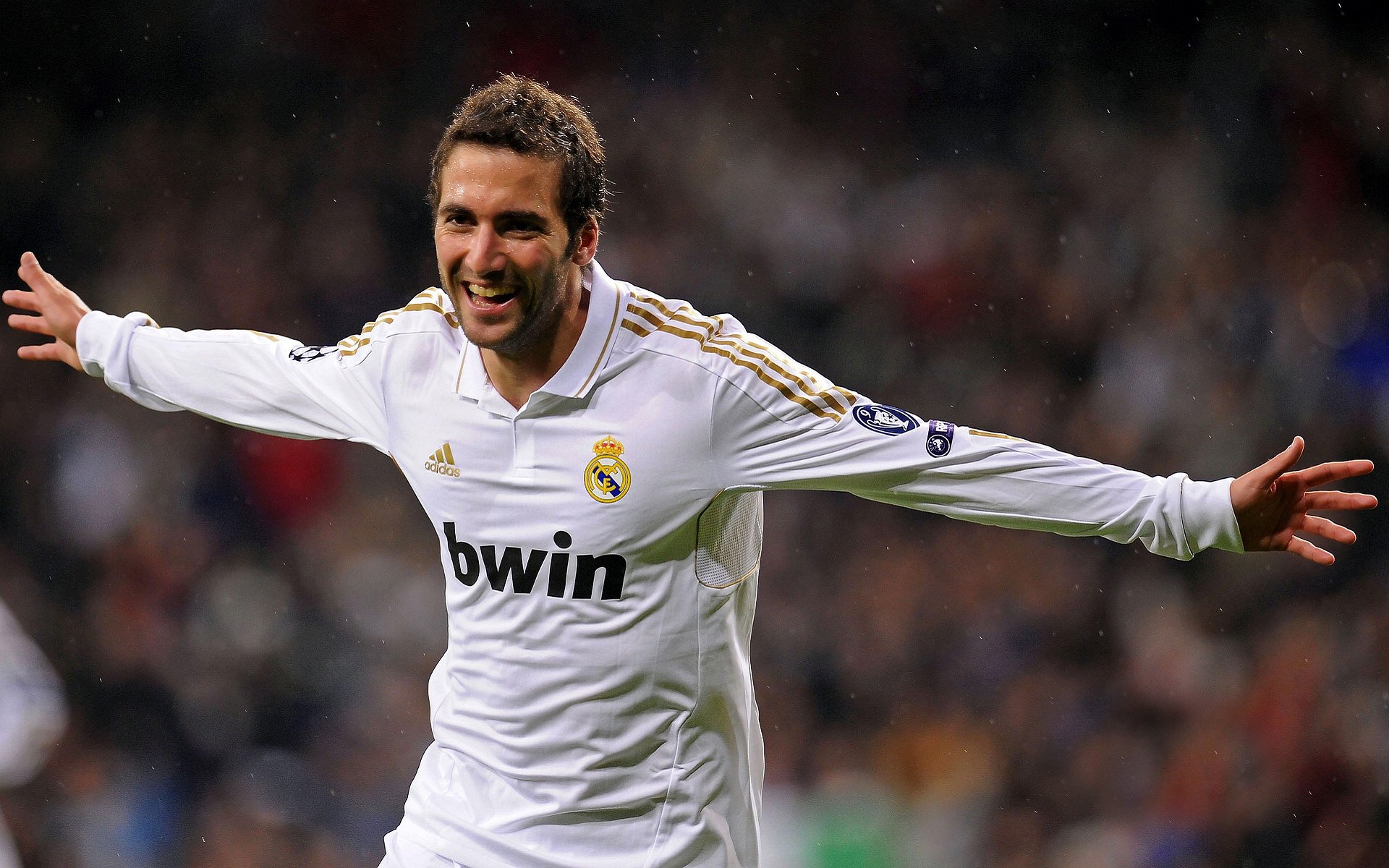 逆转奇迹与传奇延续,卡瓦哈尔刷新纪录之夜,挪威导演曼联惊魂时刻